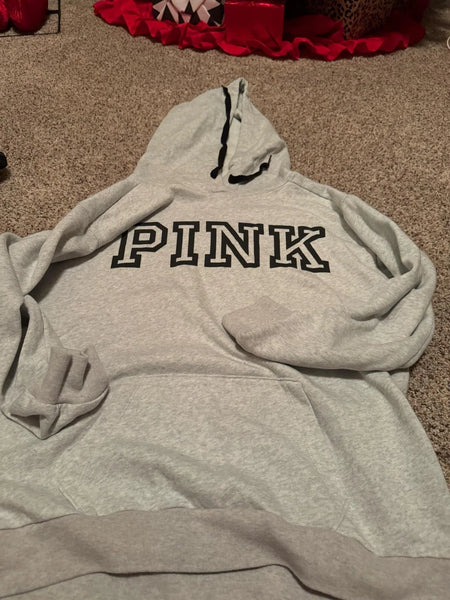 NWOT Grey VS Hoodie-MEDIUM