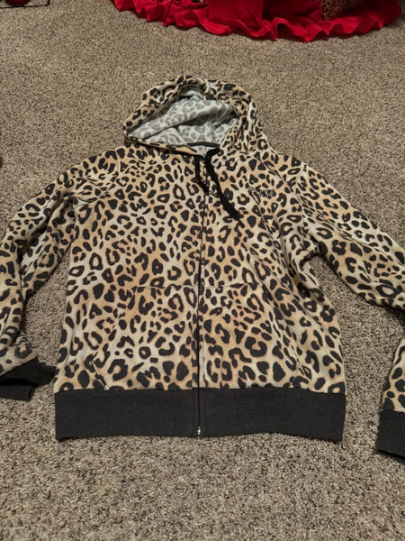 EUC Leopard VS Sweatshirt-SMALL