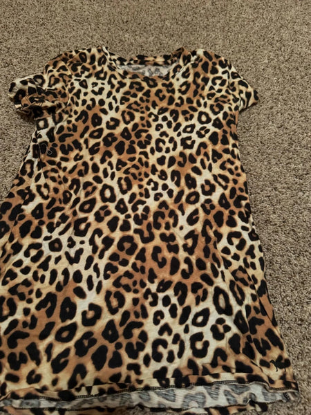 EUC Brown Round Neck Leopard VS tee-XS