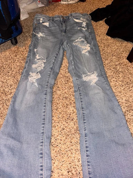 GUC Light Blue Denim Distressed Flare American Eagle Jeans- Short Length (10)