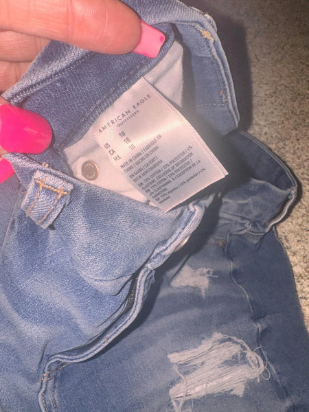 EUC American Eagle Denim Distressed Shorts-10