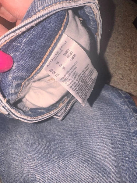 GUC Dark Blue Denim Distressed American Eagle Jeans- (10) Short Length