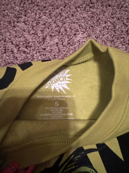 NWT G Sweatshirt-SMALL
