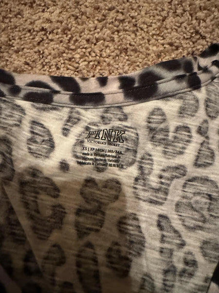 EUC Grey Leopard VS TEE-XS