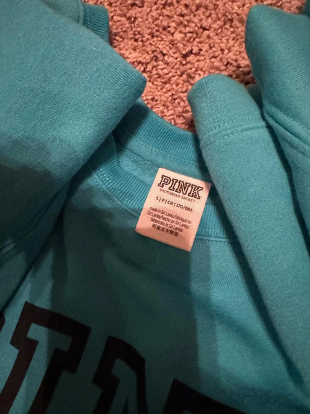 NWOT Blue VS Sweatshirt-SMALL