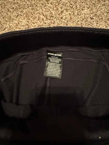 EUC Black VS Leggings-MEDIUM