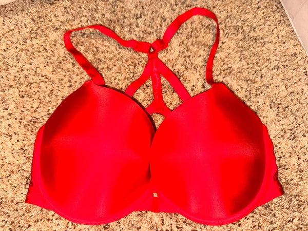 NWOT Red VS Bra-36DD