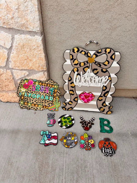 PREORDER Custom Ribbon Doorhanger set!