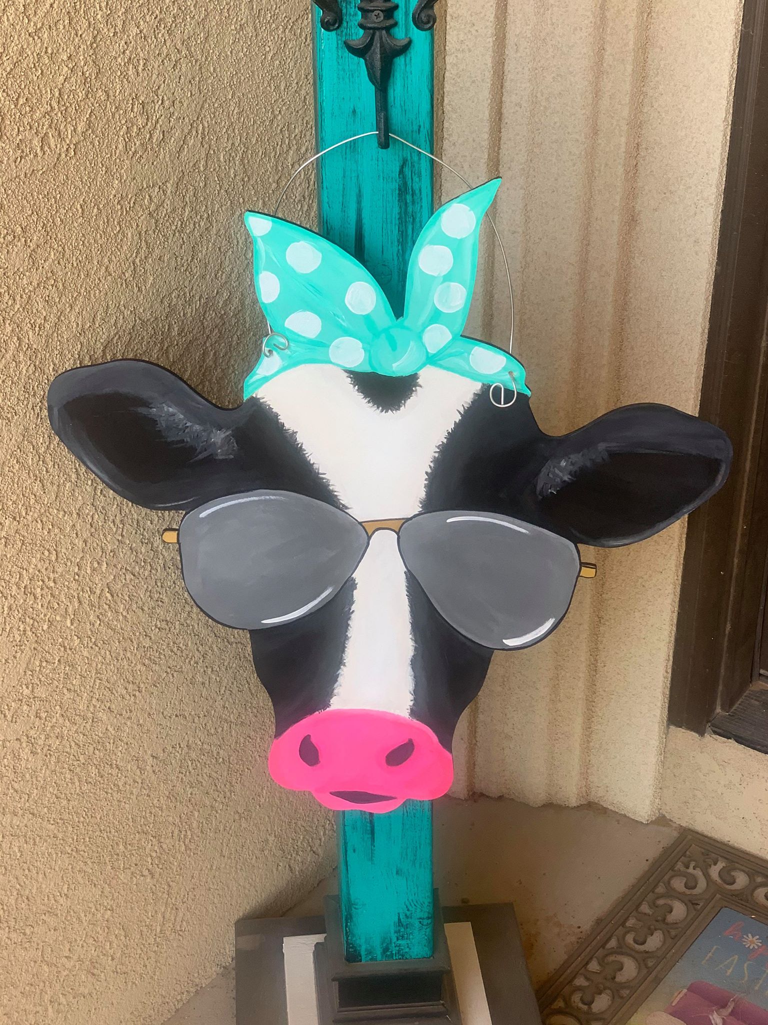 Cow Head With Sunglasses Door Hanger