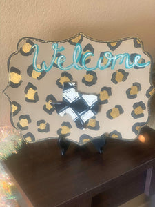 Leopard Sitting Welcome Sign