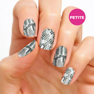 Petite Goodnight Hiss 100% Nail Polish Strips