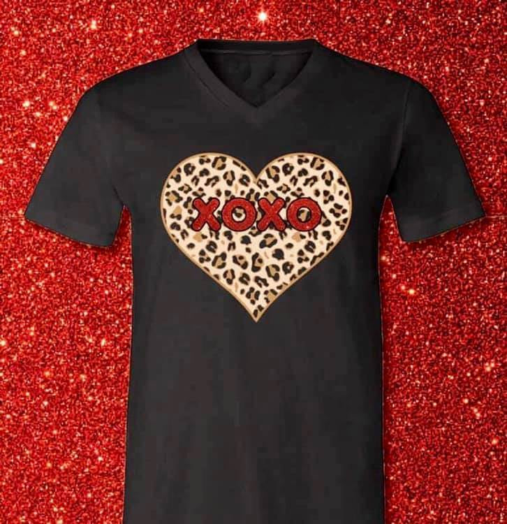 Leopard XOXO Heart tee