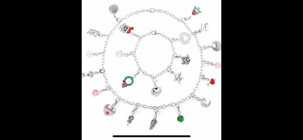 Charm Advent Calendar Christmas Cheer 22 Charms with 1 Bracelet and 1 Necklace