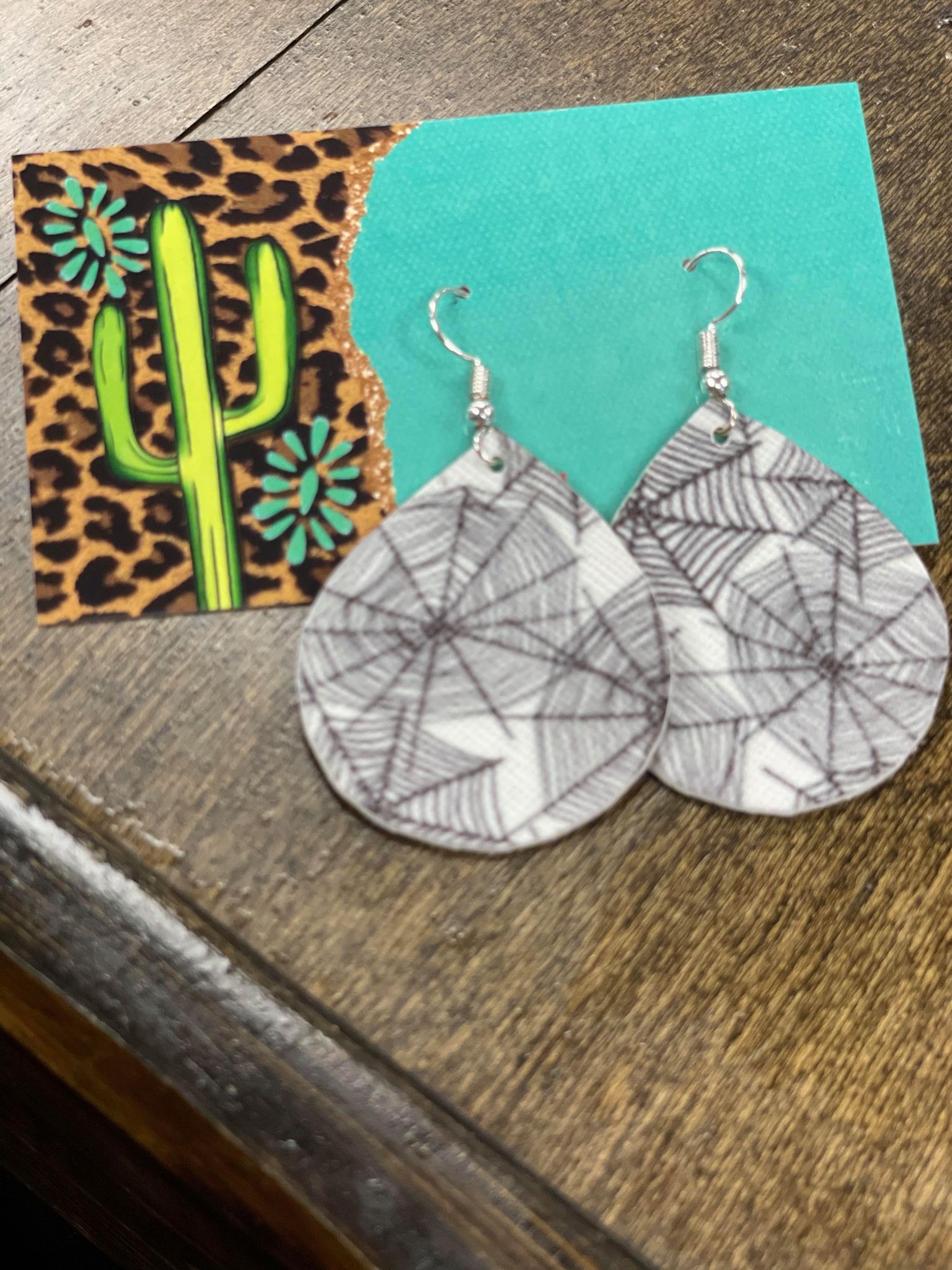 Single Layer Spider Web Earring