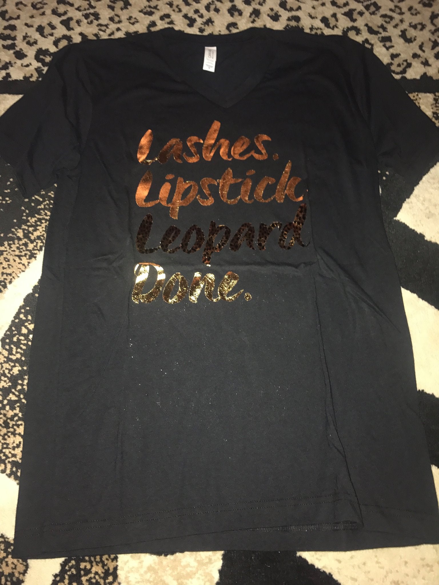 Lashes, Leopard Lipstick Done Foil Tee