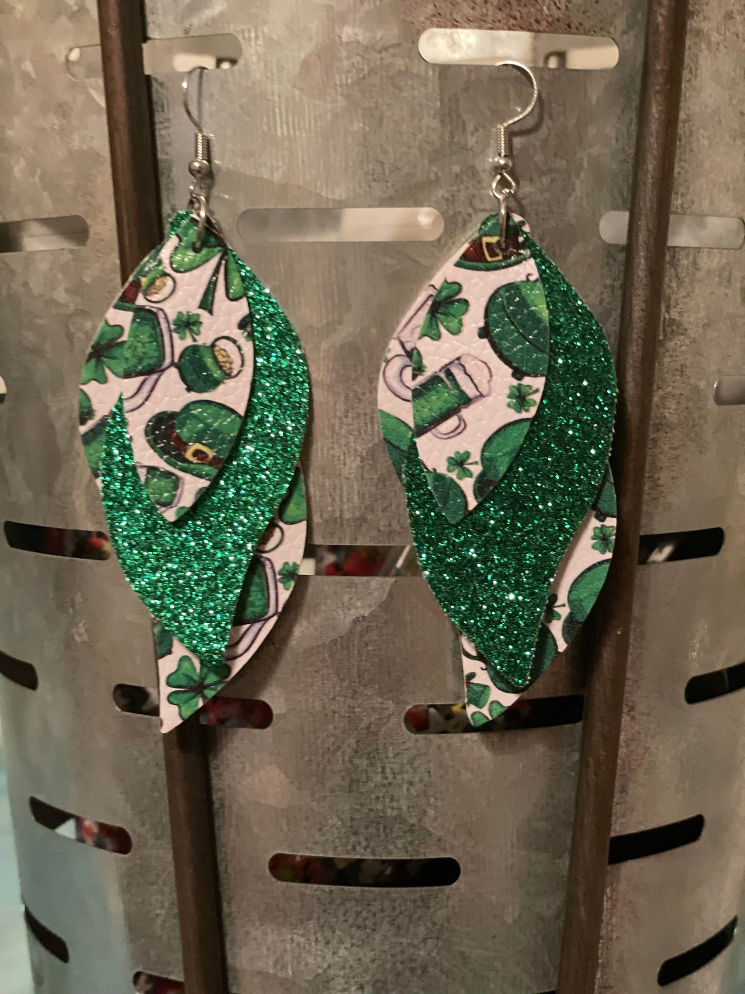 St. Patty Theme Glitter Layer Earrings