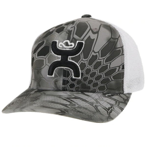 "BASS" FLEXFIT BLACK/WHITE Hooey Hat