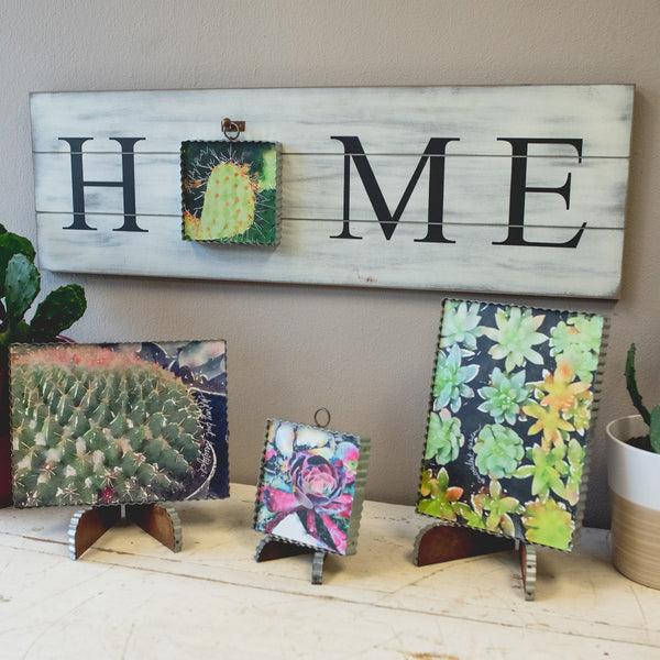 WHITE MINI GALLERY "HOME" DISPLAY