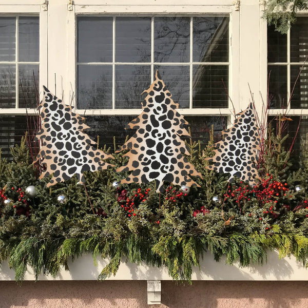 Leopard Tree Stakes