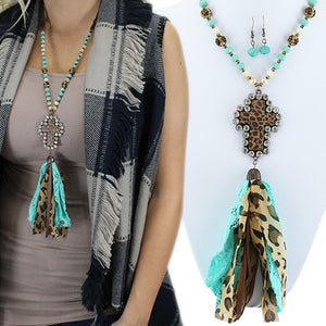 Turquoise/Cream Leopard Tassel Necklace