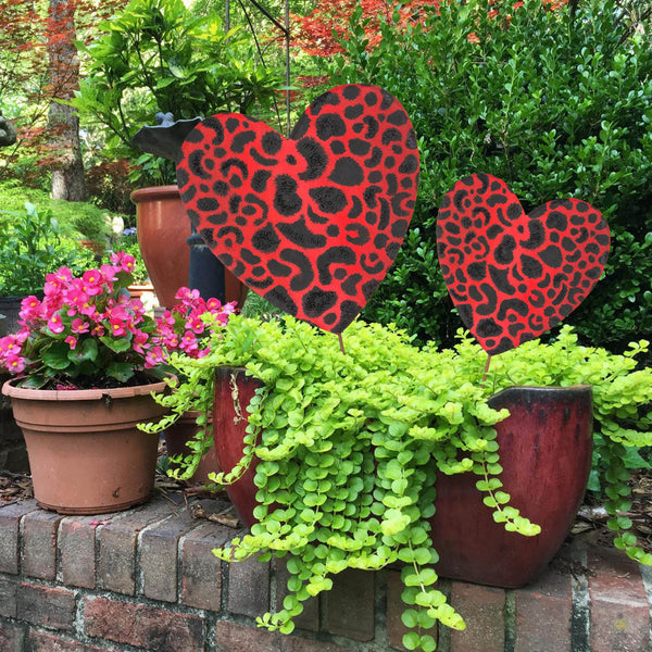 RED LEOPARD HEARTS
