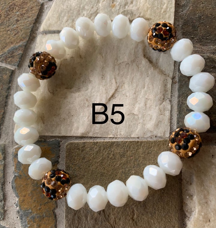 White W/Brown Leopard Bead Bracelet